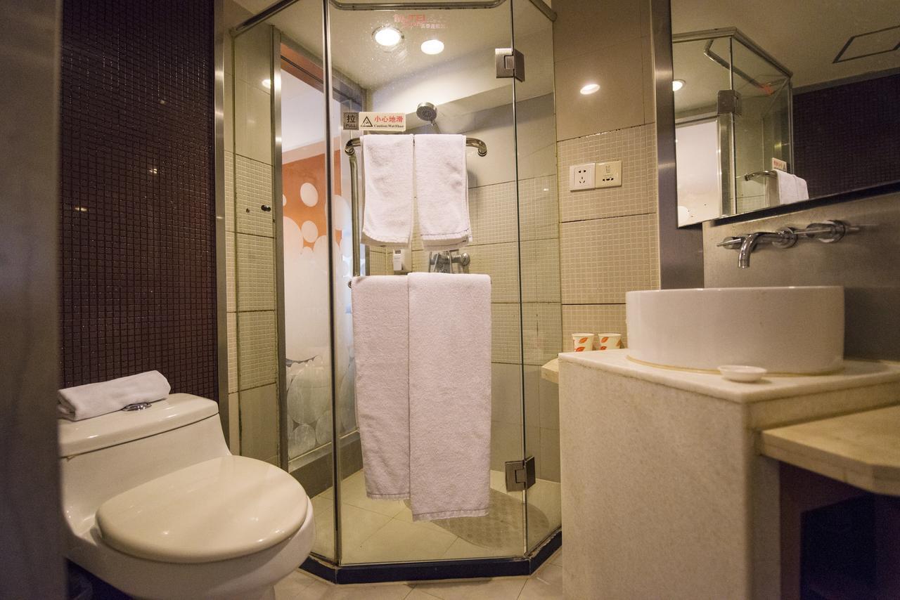 Motel Shanghai Sinan Road Экстерьер фото