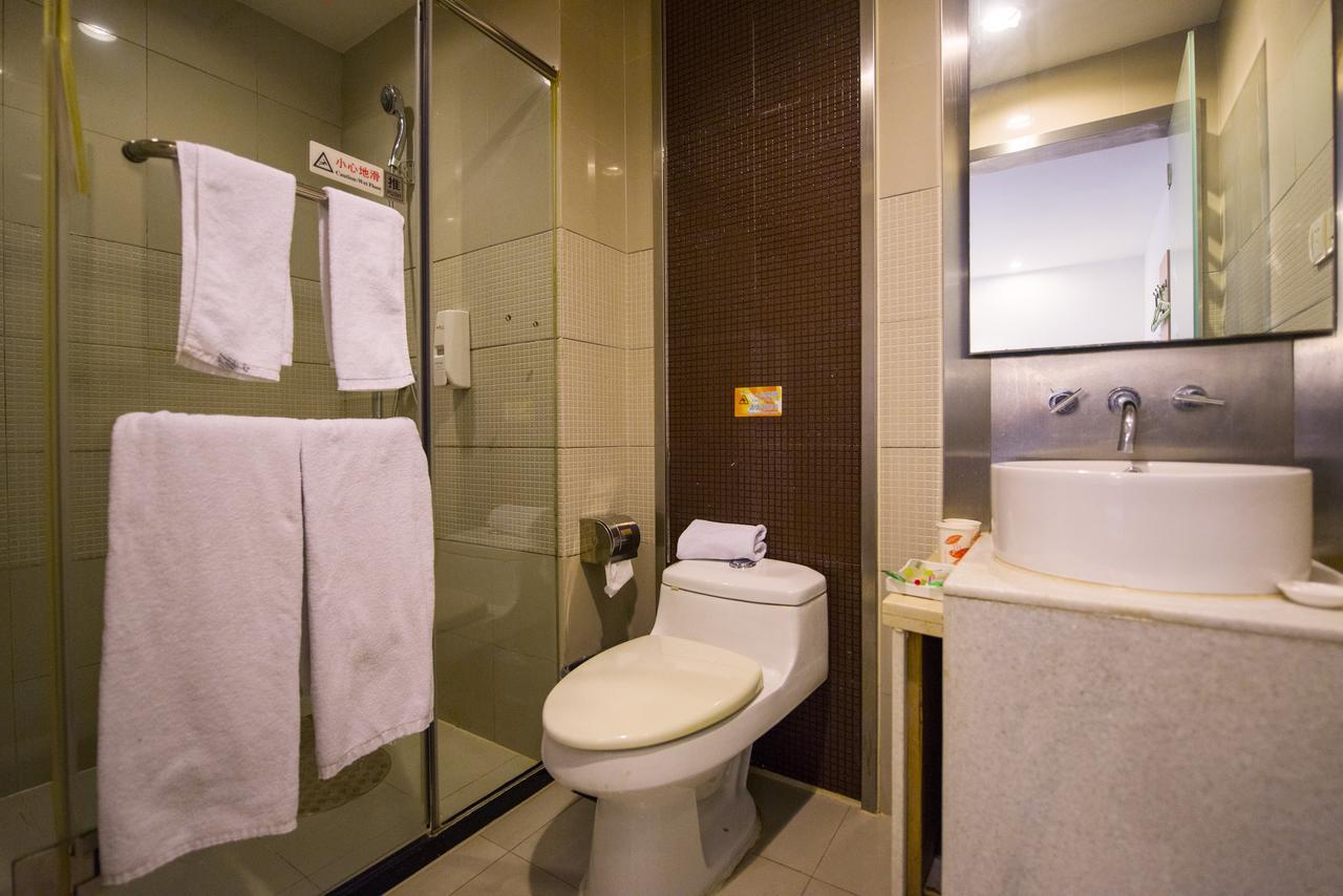 Motel Shanghai Sinan Road Экстерьер фото