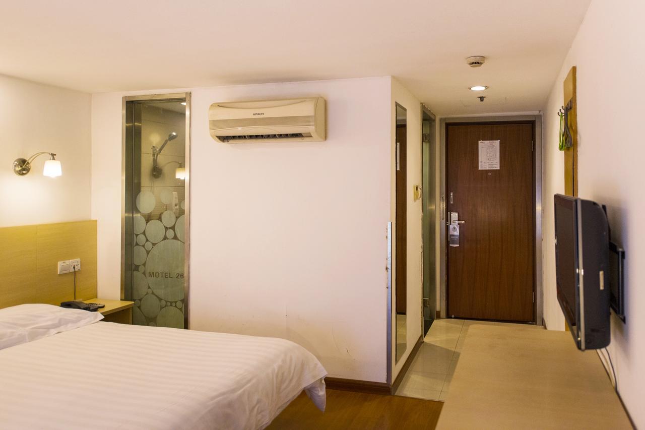 Motel Shanghai Sinan Road Экстерьер фото