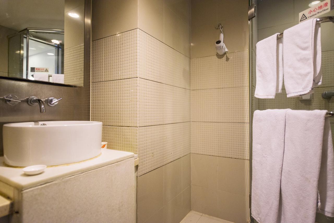 Motel Shanghai Sinan Road Экстерьер фото
