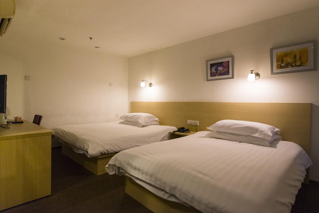 Motel Shanghai Sinan Road Экстерьер фото