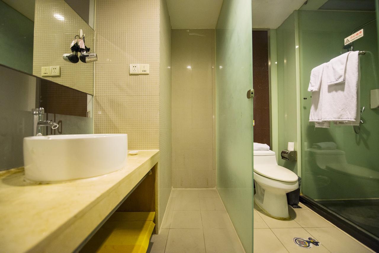 Motel Shanghai Sinan Road Экстерьер фото